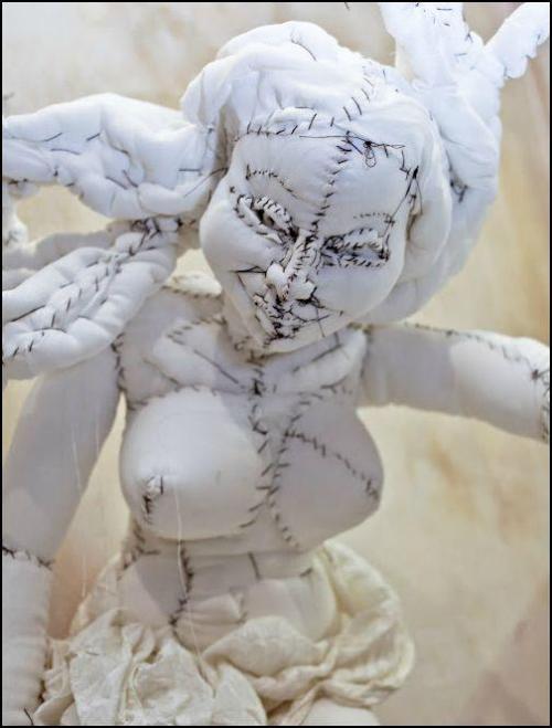the-beast-king:  [ Sculpture by: Anne Valerie Dupond. ]