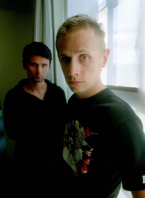 uglybellamy:this photoshoot tho