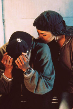 evekilltheshit:poetic justice, an amazing movie, so damn beautiful 