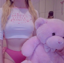 little-andrinna-loli:  hotlace:  ☹☹☹  O.O I want her bear bear 