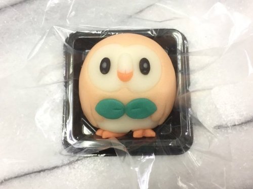 Cute Pokemon inspired wagashi cakes (seen on, check their account, those wagashi makers create many 