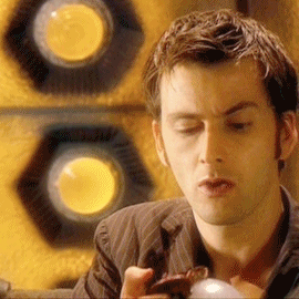 whatisyourlefteyebrowdoingdavid: Tenth Doctor + it goes ding when there’s stuff.