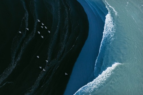 myampgoesto11: Breathtaking aerial photography by Zack Secklerfollow My Amp Goes To 11 (@nouralogica