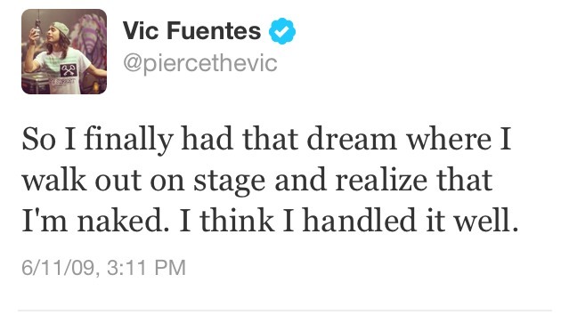 underth3sky:  The one and only Vic Fuentes 