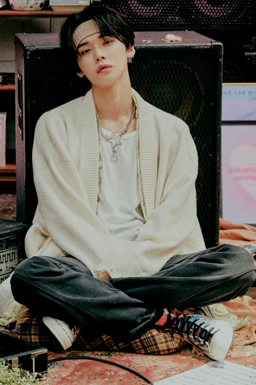 Chaotic Wonderland Concept Photos ONE :: YEONJUN