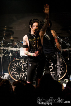 listen-bvb:  Andy Biersack no We Heart It. http://weheartit.com/entry/58327199/via/LucillanesBVB 