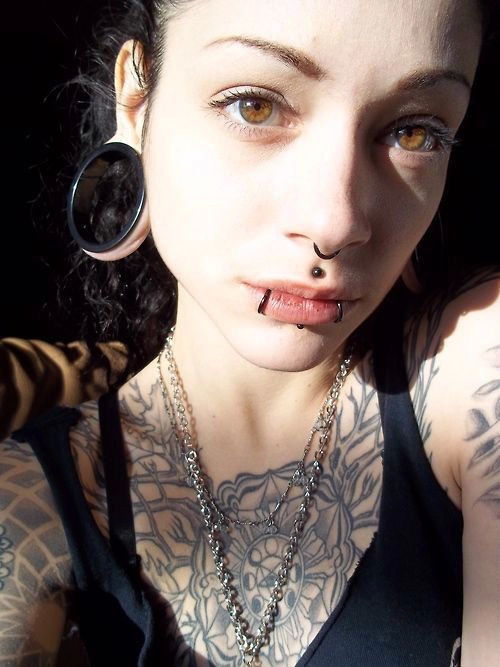 maepixie: • unknown • ~ stretched ears ~ septum ~ medusa ~ labret ~ snake bites ~ tattoos