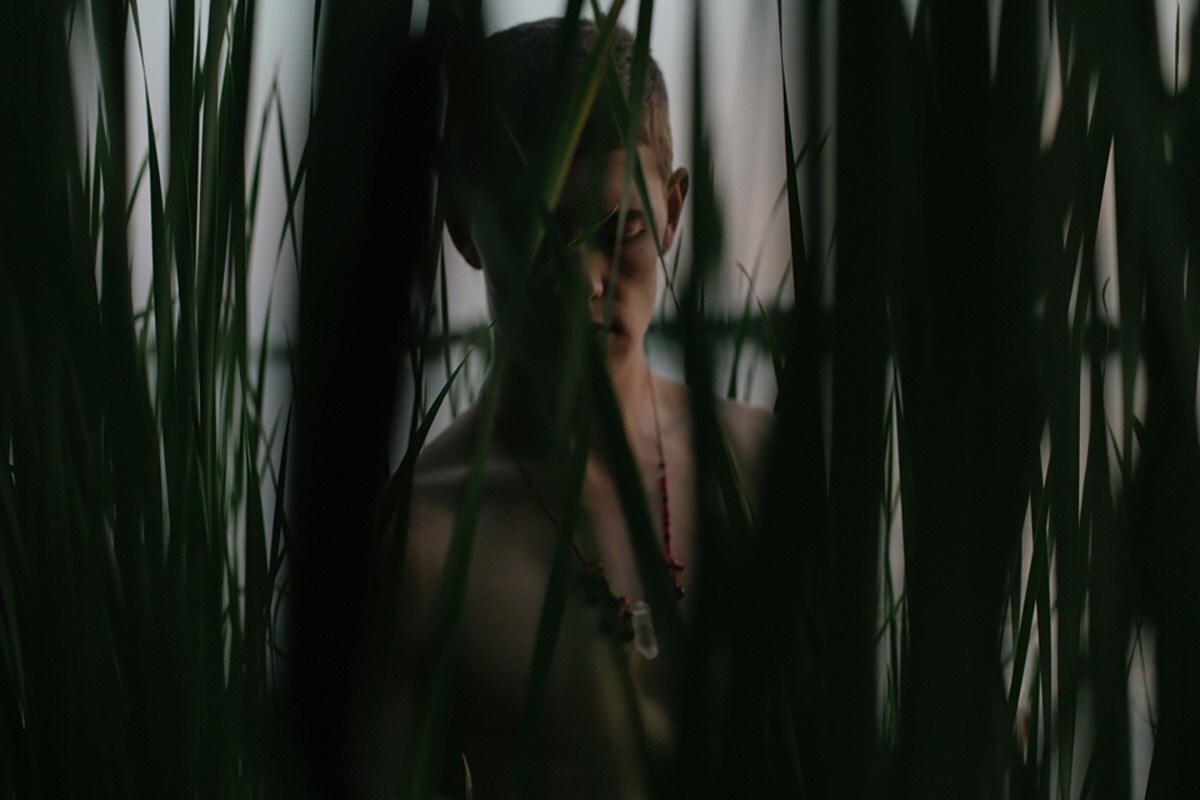 ibbyfashion:Tomas Jaramillo by Carmen Triana