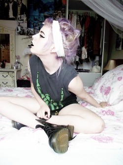 pastel-goth-princess:  ❤