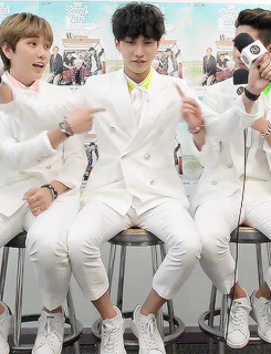 11-18-1991-blog:  &ldquo;who has the best aegyo in the group? can you show us?”