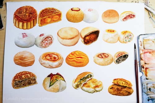 fuckyeahchinesefashion:different kinds of mooncakes by ©Lanski  ©顾锦棠 ©ShakeOrange