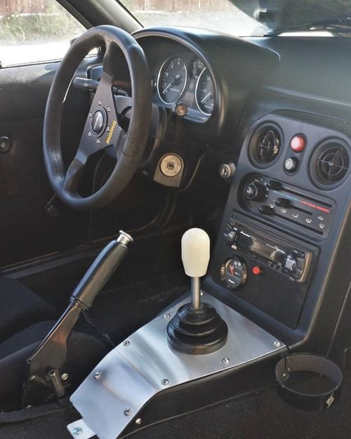 topmiata:  👌 @mcrende #charliethemiata #jtinfabworks #momo #sparco #cobraseats   | #TopMiata #mazda #miata #mx5 #eunos #roadster﻿