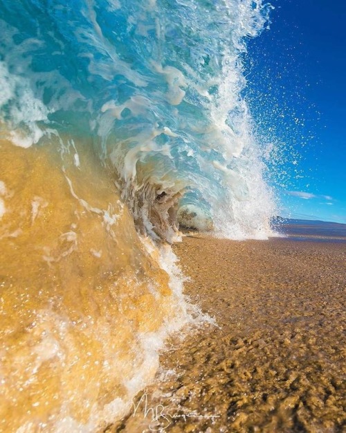 landscape-photo-graphy: Hypnotic Ocean Wave Photography Captured Frozen in Time by Matt Burgess 