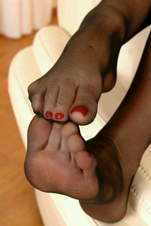 feetArt