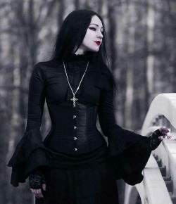 9vil-passions:  Evil Passion Fetish Goth