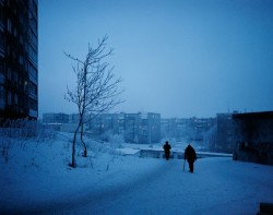 sickpage:  Simon Roberts - Polyarnye Nochi, 2004-2005 &ldquo;Unforgiving and dramatic winters have often been regarded as one of Russia’s most defining characteristics.  A Russian winter is redolent both of great hardship: extreme temperatures, physical