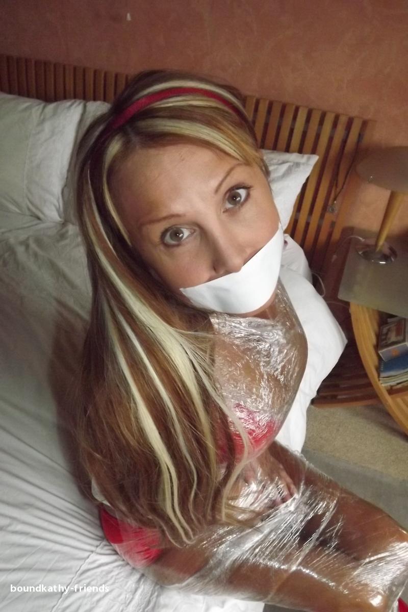 bondagehedgehog:  Wendy Jayne