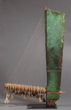 via-appia:  Angle harp, the only example