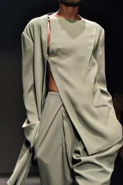 violentmovement:  Esteban Cortazar Fall Winter 2015-16 Details - PFW