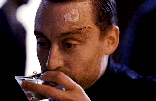 SUCCESSION4x10 With Open Eyes / Succession Season 4: The Complete Scripts