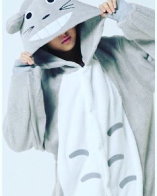hellobecca:  Sometimes, when it’s midnight, I like to make random online purchases  ¯\_(ツ)_/¯ 