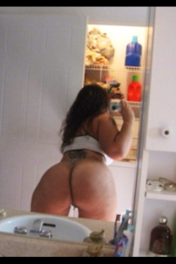 latinasbusty:  What am I doing posting ass pics? This is a fat titty blog