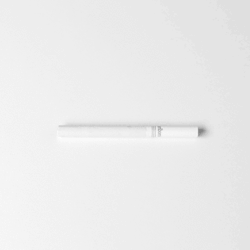 epictripppyo:  ciggy ciggy ciggy, can’t you see. 