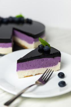 food-porn-diary:  [OC] Blueberry-Lemon Cheesecake