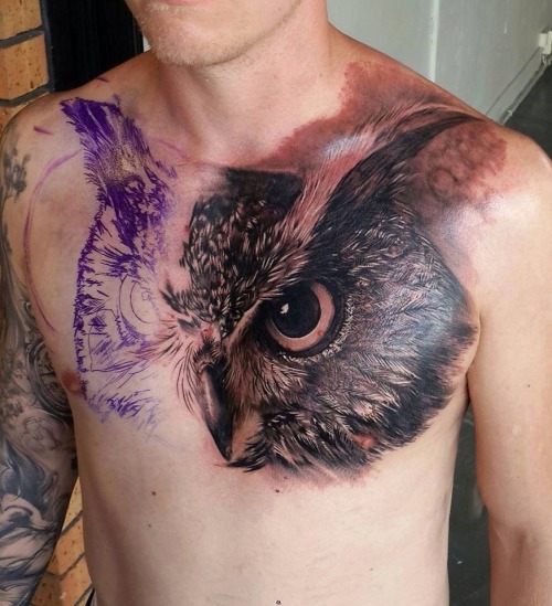 curvyybetch:  clon3:  Legit the best realism tattoo I’ve ever seen. So beautiful!  Hoooooly shii 