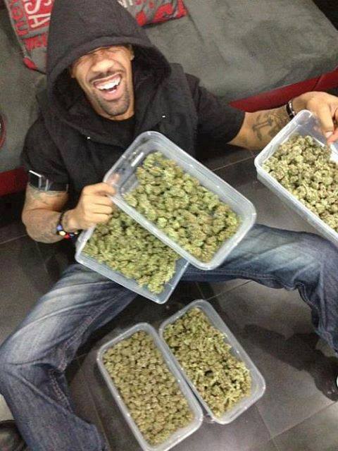 real-hiphophead:  Redman! How high? Pretty fucking high. 