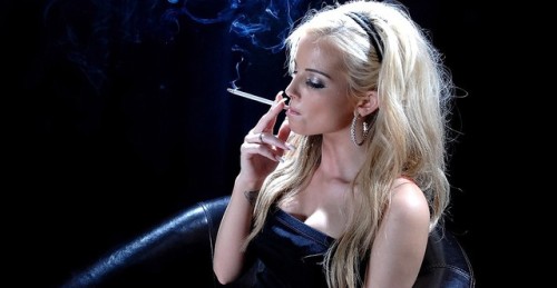 Beautiful blonde long cigarette!