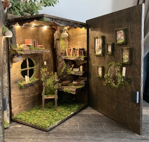 sosuperawesome:Book Nook and Miniature Furniture // The Faery Forest on Etsy