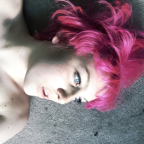 rainnrooftops:  Pink!¡  adult photos