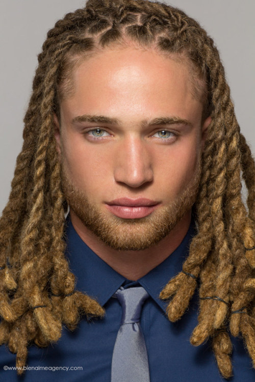 amazing-menreturn: 07-01-17 | Model Alexander Masson Amazing-MenReturn | http://Amazing-MenReturn.tumblr.com/archive 