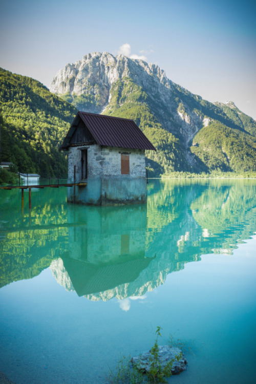 lotrscenery:Laketown - Lago di Predil, Italy