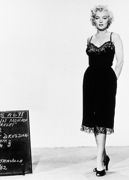 ourmarilynmonroe:  Marilyn Monroe in a costume test for Gentlemen Prefer Blondes,