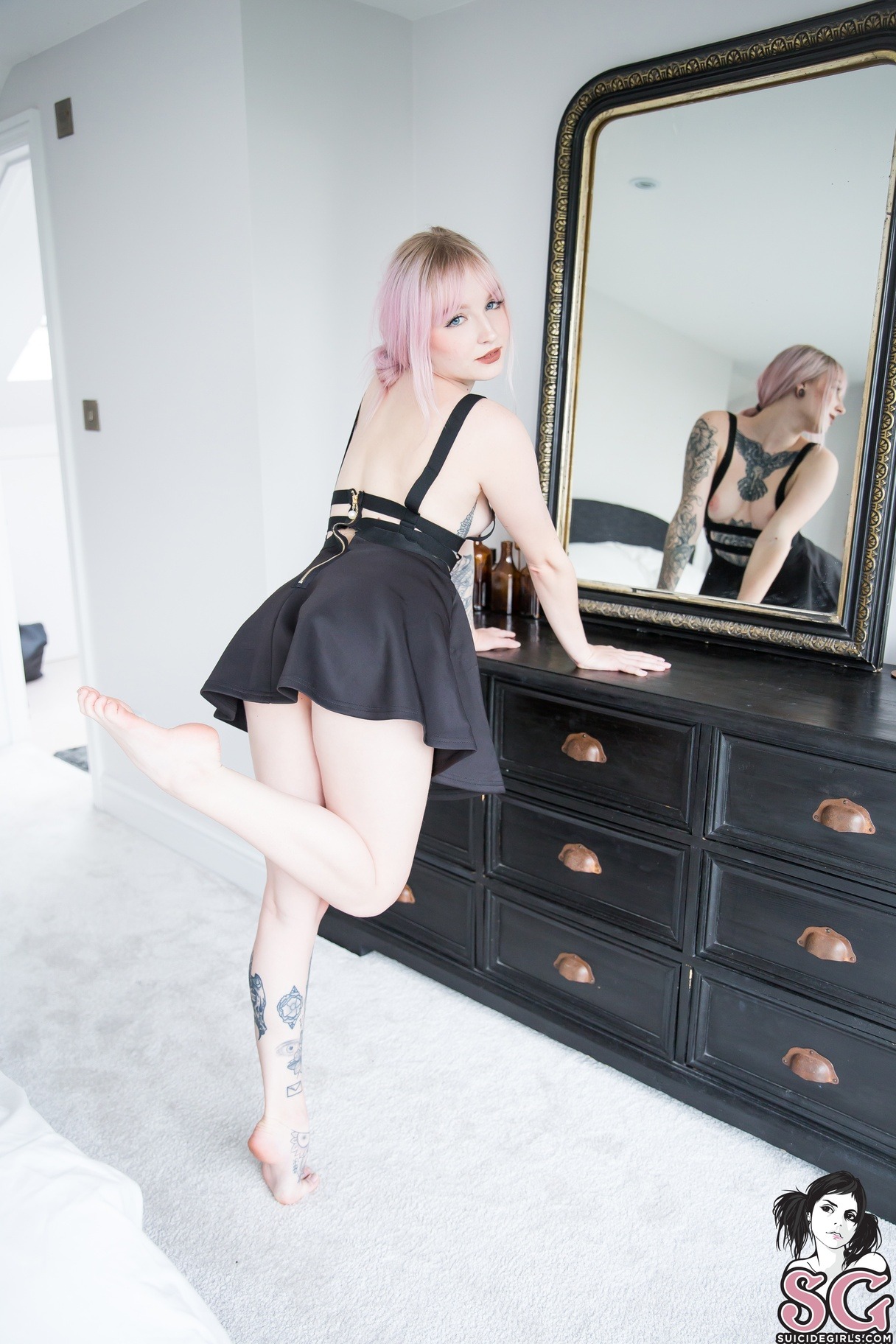 simply-suicide-girls:  RUNA - THE LITTLE DEATH   Runa is a hopeful, so if you are