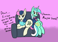 metalaura:  Need to keep drawing to keep from being rusty, to have random bon bon and lyra. Also first blog post in forever…  x3!