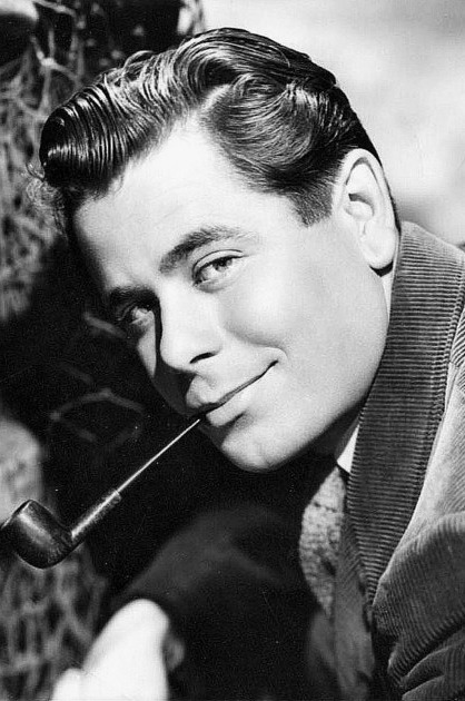 mrglennford:  An avid pipe smoker, Glenn Ford collected dozens of pipes during his