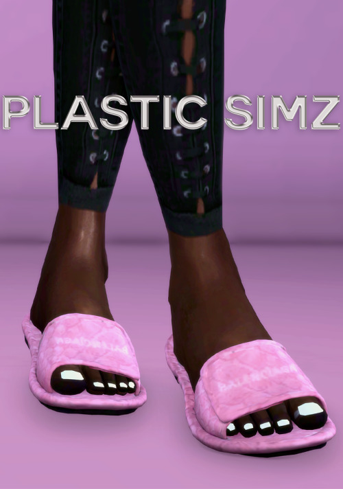 plasticsimz:Balenciaga Pink Croc-Leather SlidesHey Guys Bringing in the New Year With My New Pink Ba