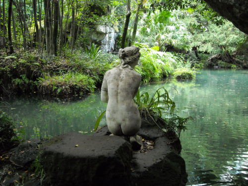 undreaming:{ Venus’ Baths in the English Gardens of Caserta }