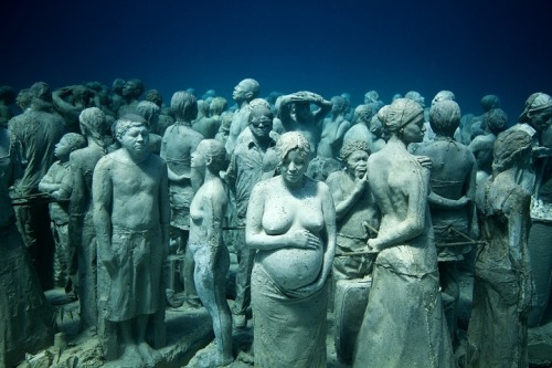 Porn photo mymodernmet:  Underwater Sculptures Celebrate