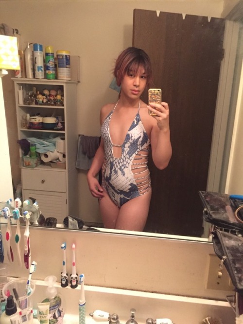 giambattistavillager:  Found two good swimsuits finally…. shopping for them was torture… 