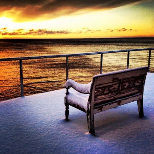 A cold winter morning after the blizzard that crippled the North East & New England #blizzard #s