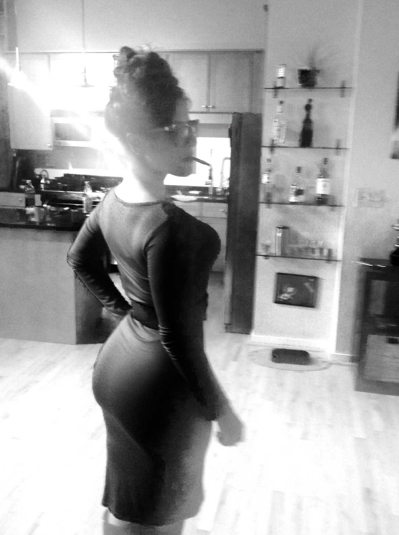 bossyassdelilah:  light Me up….  ITS MY BIRTHDAY MONTH