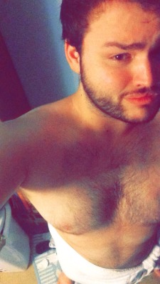 kabutocub:  michaelsxxx:  jonntytopside:  I took a shower *slut status*  Take the towel off please :3  Grrrr! This one needs to visit soon. :)