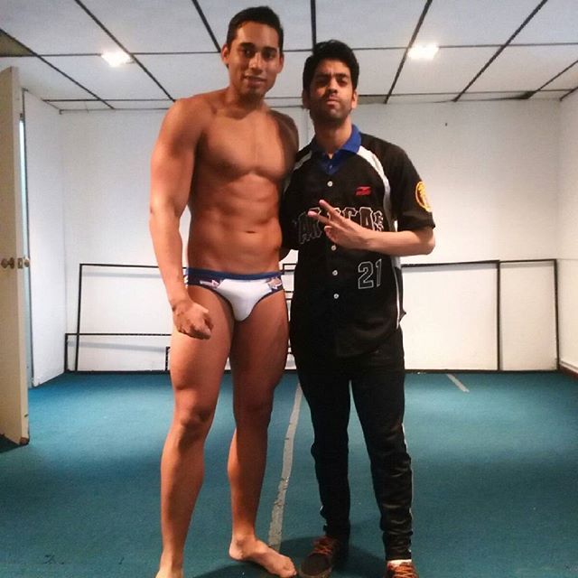 VENEZUELABULGE - Look At Me - Mirame