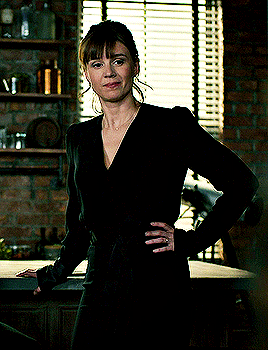 hopemikelson:  EVIL, S03E09The Demon of Money