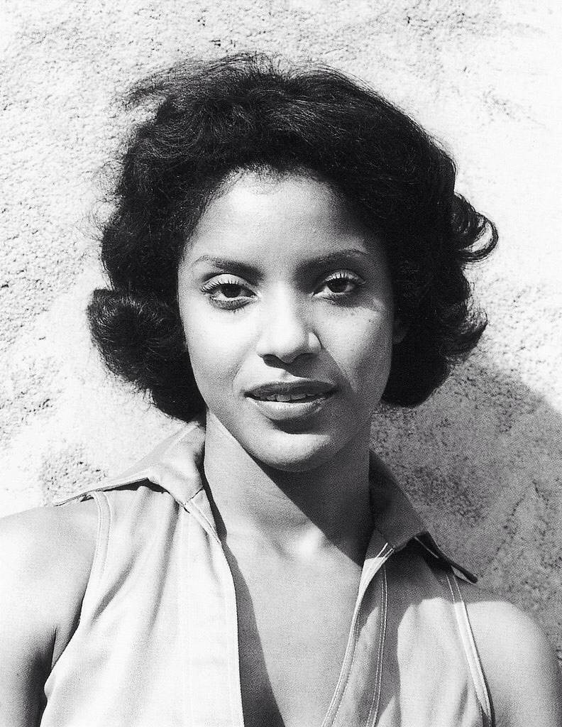 kingpo-the-young-poet:  therealbigsketch:  rudegyalchina:  purpro:  … Phylicia