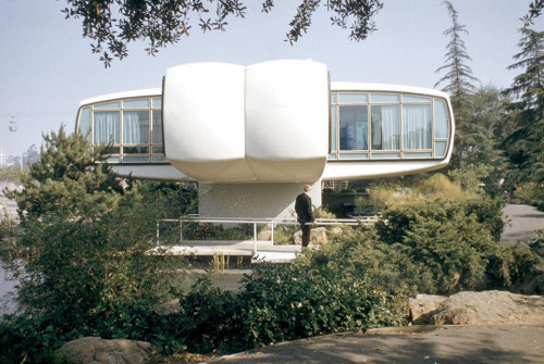 Dreams of Plastic: Monsanto House of the Future at Disneyland Sponsored by the now notorious Monsant